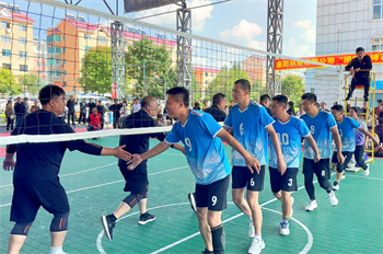 1760078821483598.jpg 比赛镜头 (2).jpg