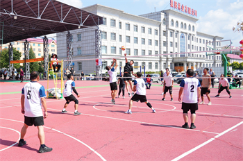 1760078833762496.jpg 比赛镜头 (3).jpg