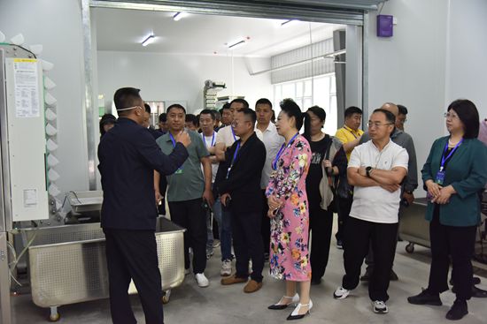 1781508702115385.jpg 1.早红松籽加工车间_副本.jpg